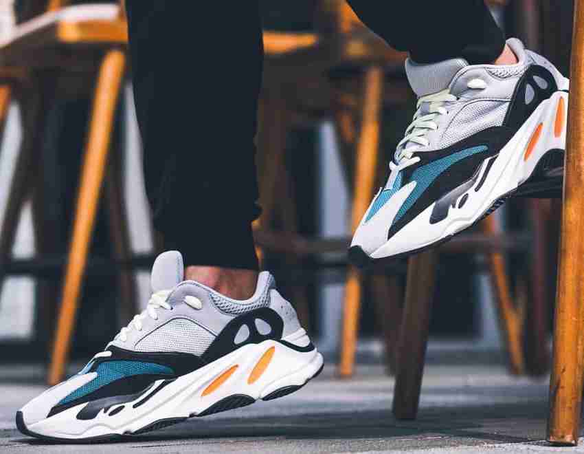 Boost Yeezy Boost 700 Wave Runner Solid Grey Sneakers For Men 