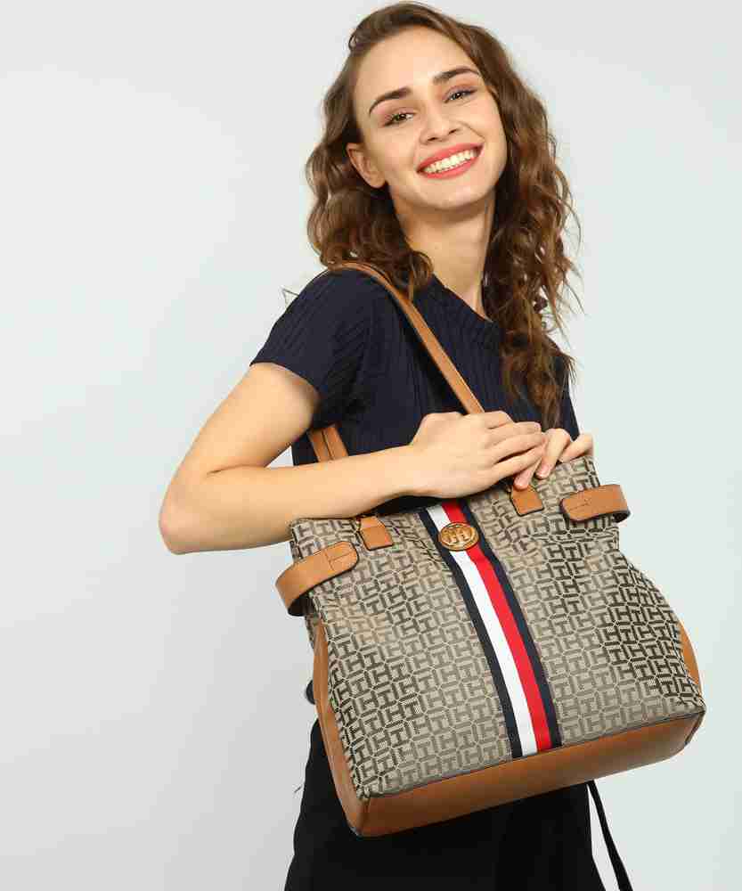 Buy TOMMY HILFIGER Women Beige, Brown Hand-held Bag TAN DK 