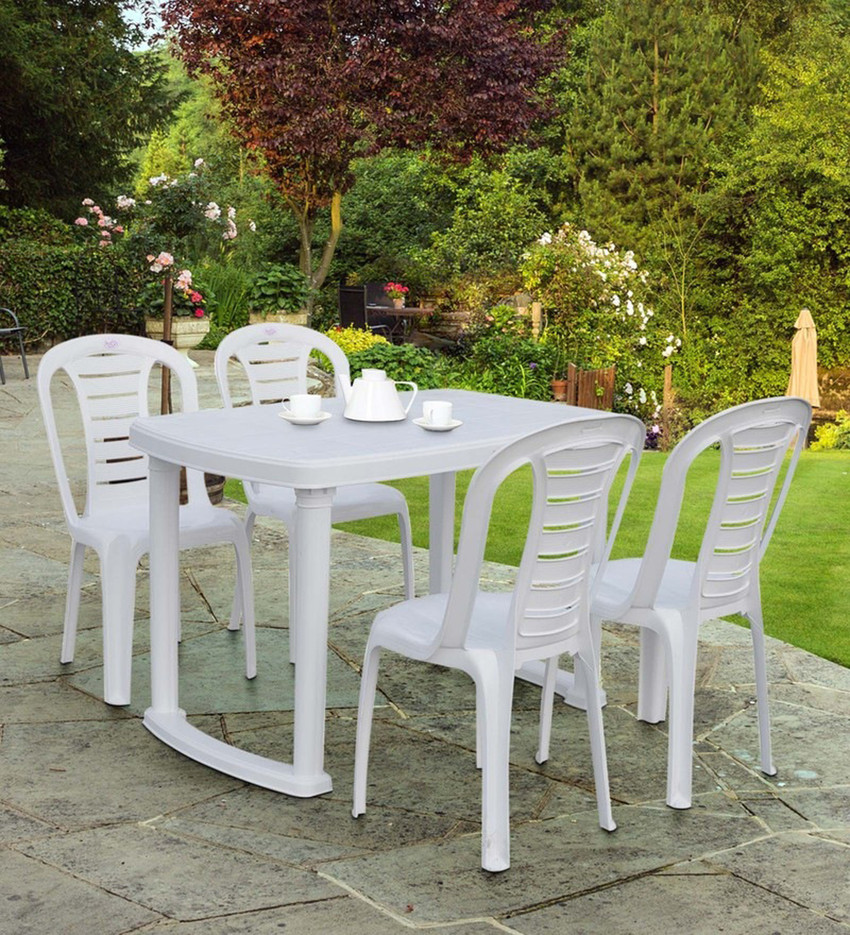 outdoor plastic chair and table set