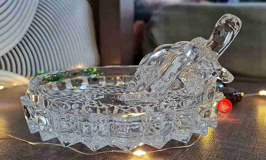 YAKONDA Home Office Decoration Gift Item 14 x 14 x 3 cm Round Crystal Decorative Showpiece 14 cm