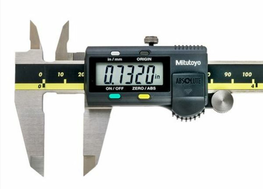 calipar Mitutoyo Digital Vernier Caliper 150mm / 6 inch 500-196-20 