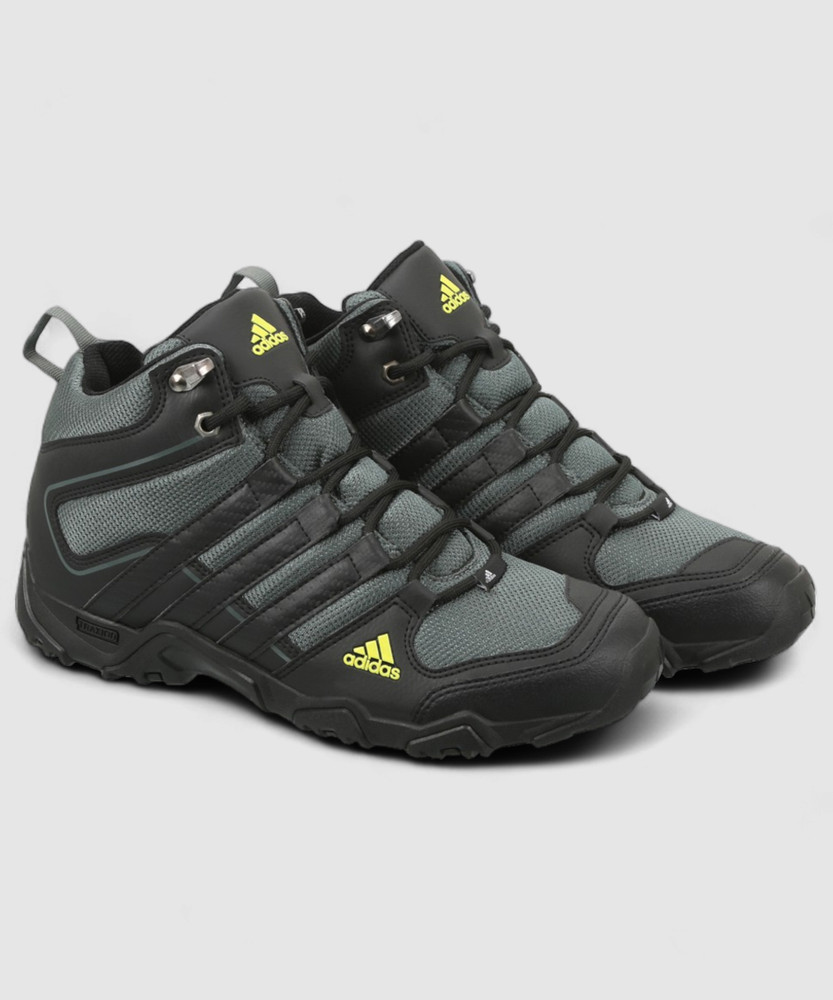 yeezy pink release date