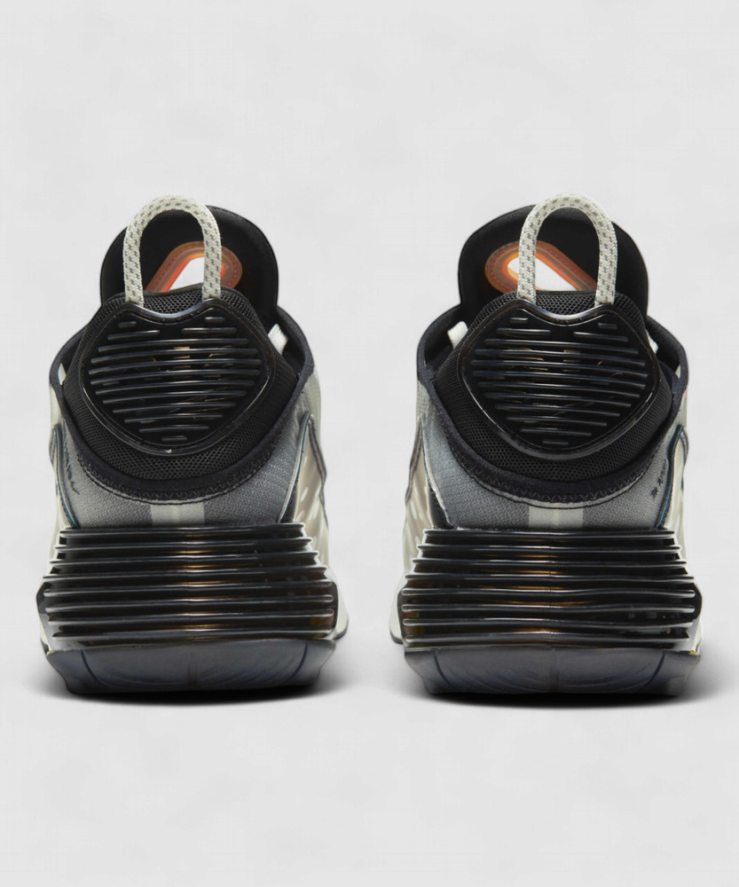 nike air max 2090 black metallic gold