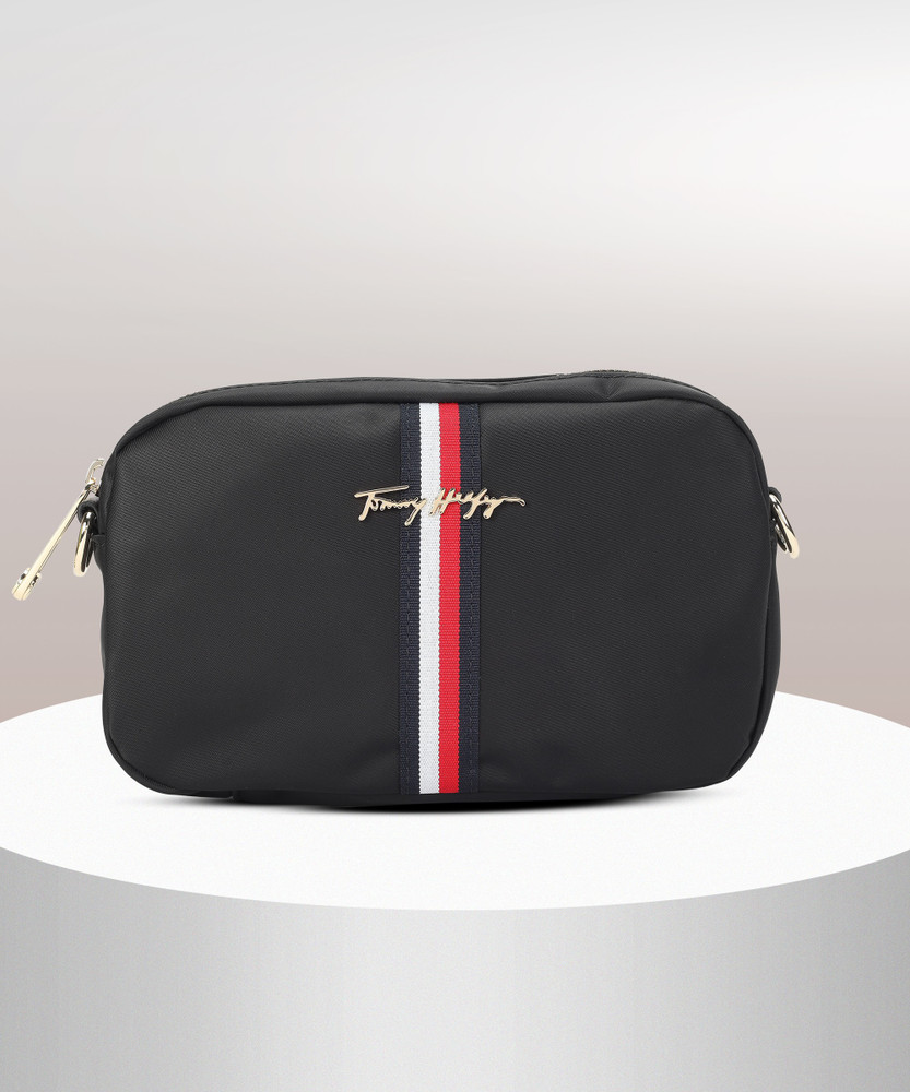 TOMMY HILFIGER Black Sling Bag IM NEW NYLON CROSSOVER Black 