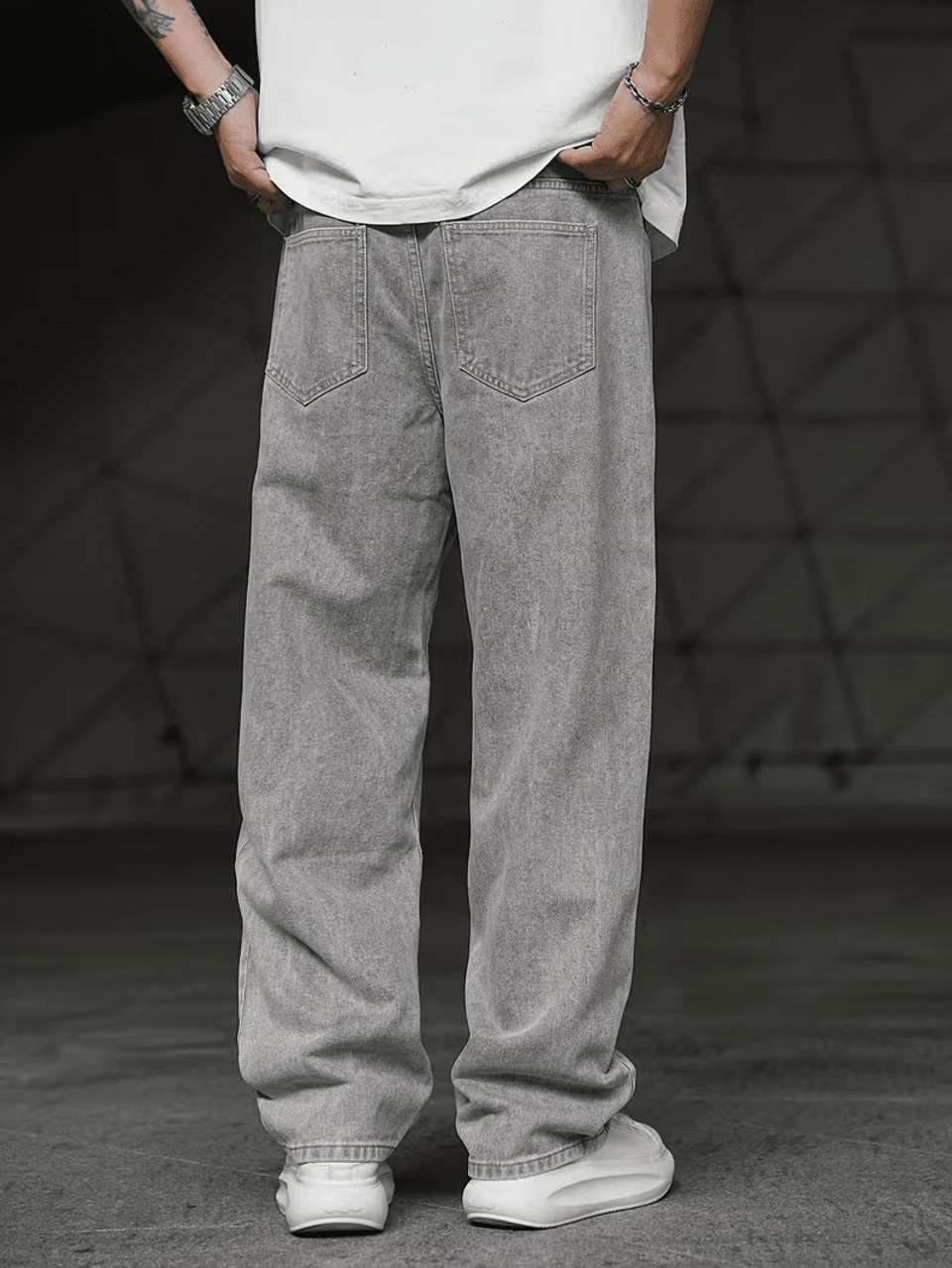 DENIM4MEN पुरुषों के लिए स्ट्रेट फिट ग्रे जीन्स - Image 9