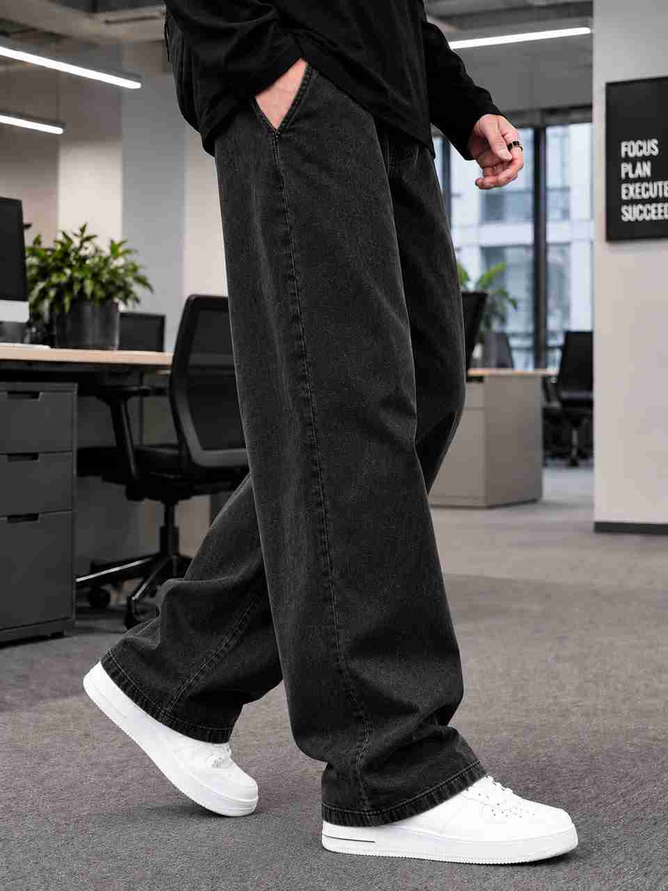 DENIM LOOK Men Baggy Fit Mid Rise Dark Grey Jeans - Image 5