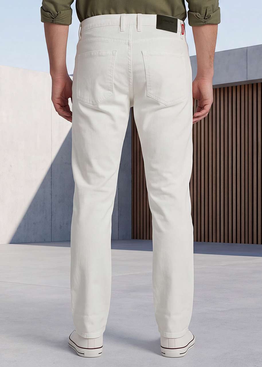 LAWMAN Men Straight Fit Mid Rise White Jeans - Image 9
