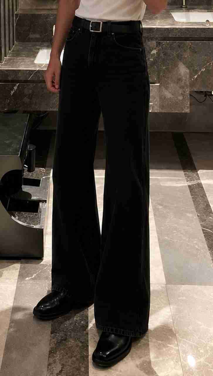 LEVORCE Men Loose Fit Mid Rise Black Jeans - Image 9