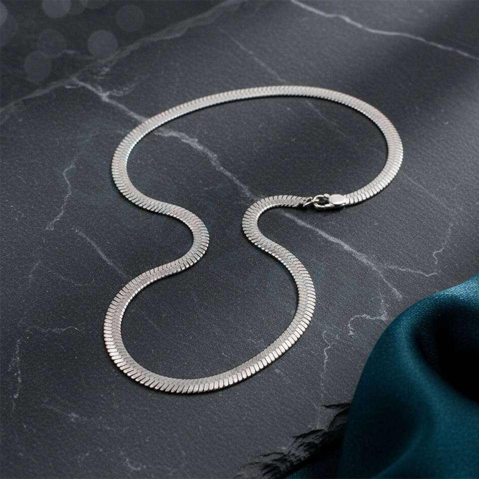 SAIIZEN Silver Snake Chain - Image 9