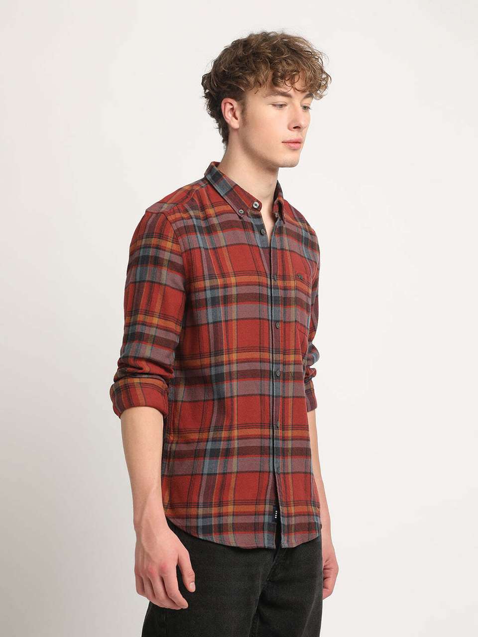 THE BEAR HOUSE Men Slim Fit Checkered Shirt - Image 9